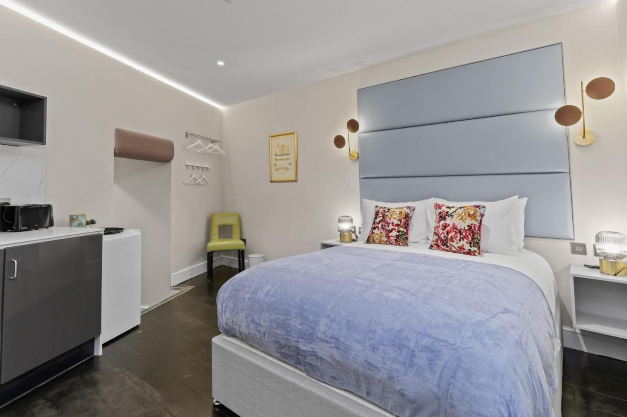 Modern Studio Flat ลอนดอน ภายนอก รูปภาพ